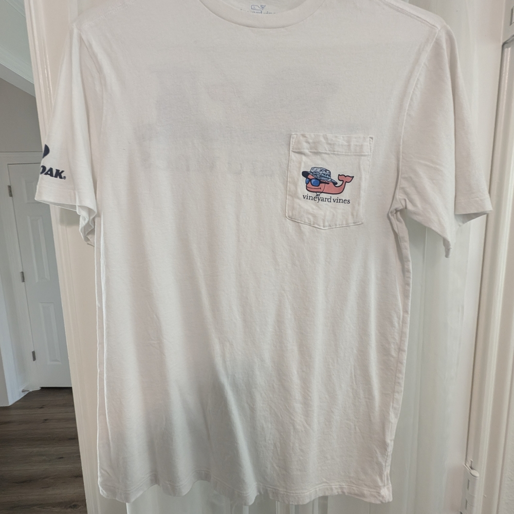 Vineyard Vines Mossy Oak Limited White Short Sleeve Tee - Perfect Condition!